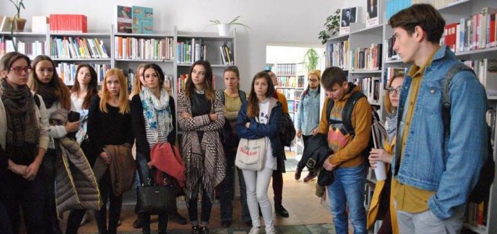 Atelier de Grafică și Design „Cosmos Turist National Guide”