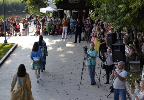 upsc_UniverArtFashion_2021_12